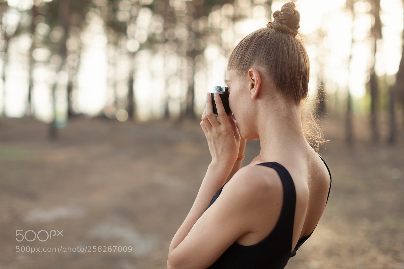 Canon EOS 5D Mark II sample photo. Hipster girl with using photography