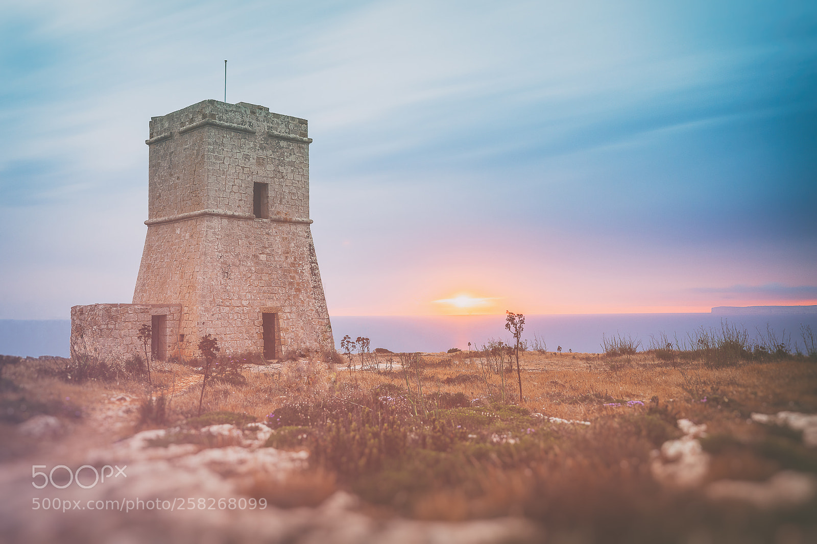 Canon EOS 5D Mark IV sample photo. Sunset lippija tower photography