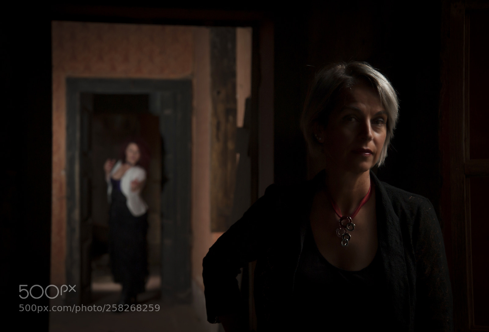 Nikon D700 sample photo. The lady in black 02 photography