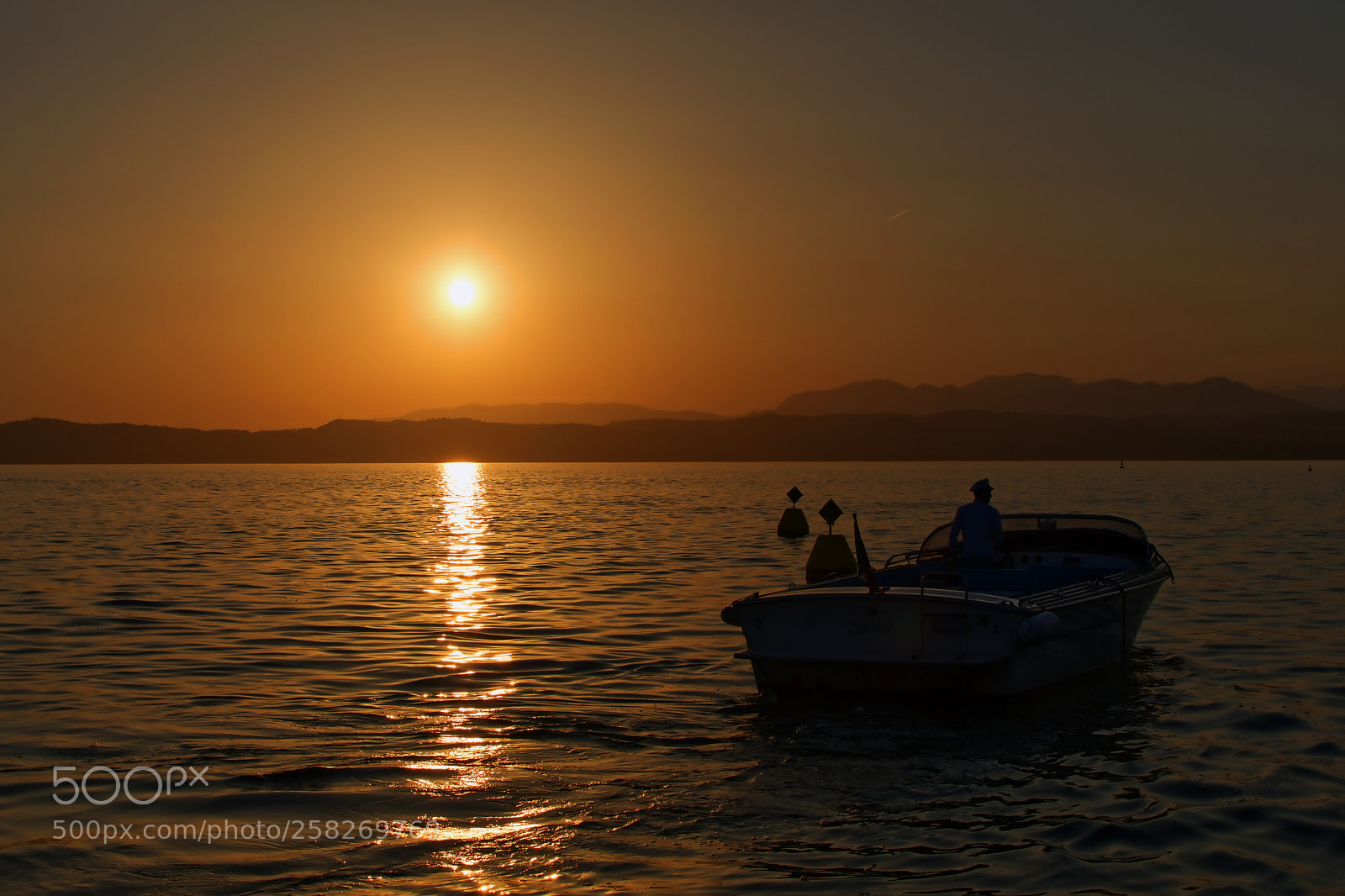 Nikon D5300 sample photo. Sailor in the sunset photography