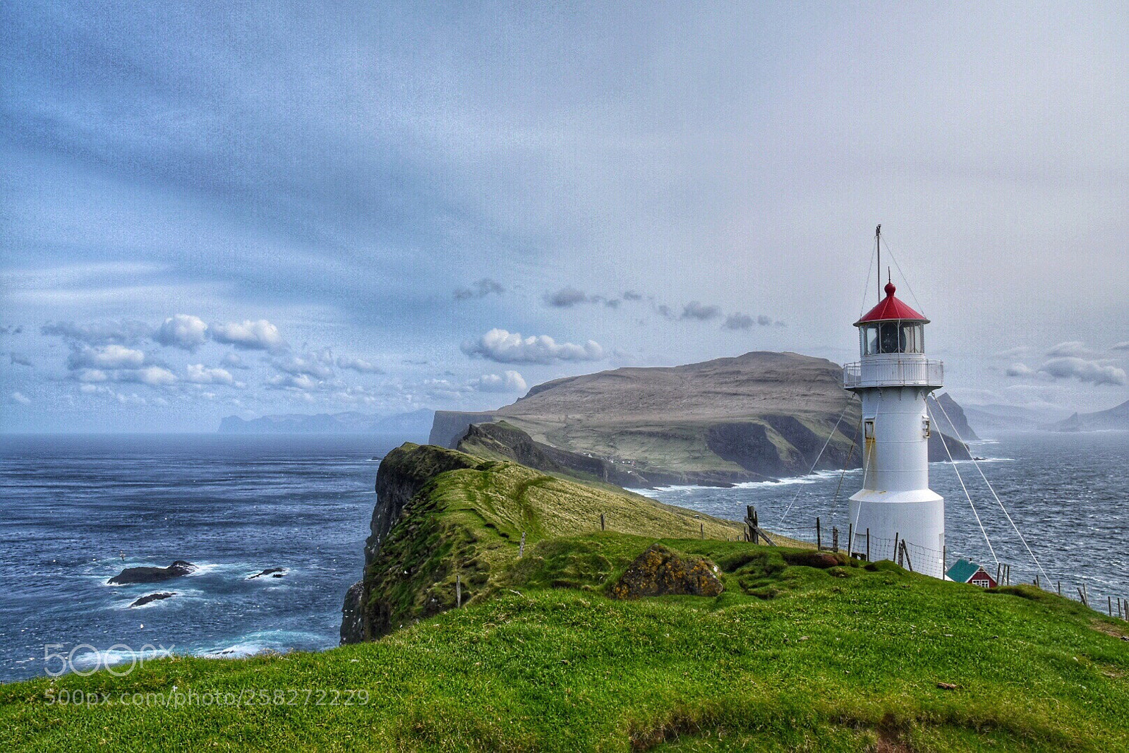 Nikon D5600 sample photo. Lighthouse mykines  photography