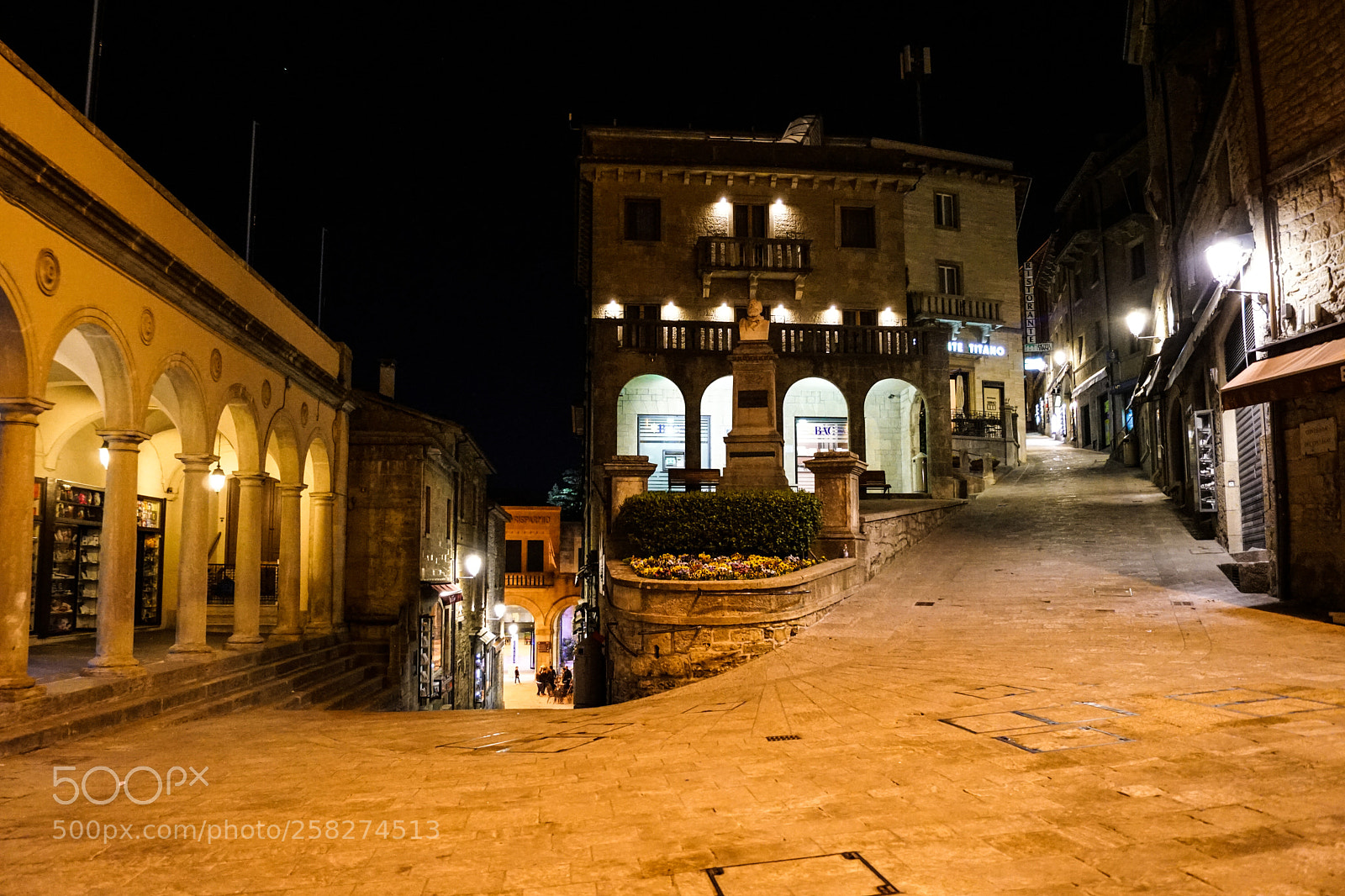 Sony SLT-A68 sample photo. San marino citta at photography