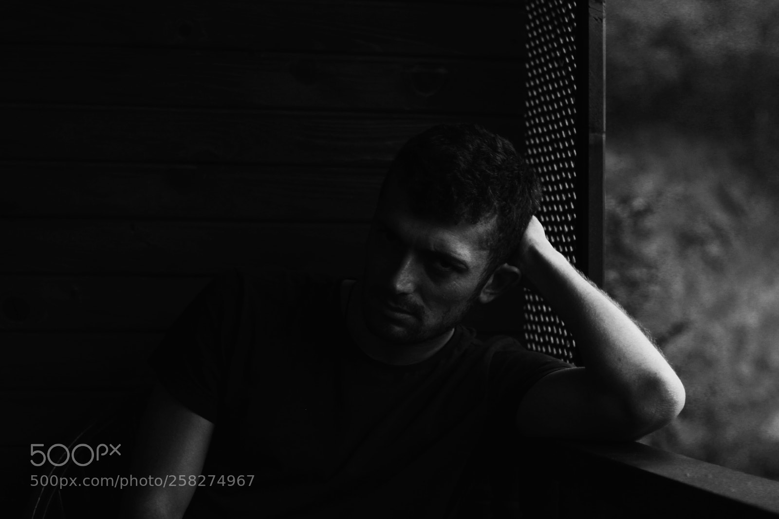 Canon EOS 600D (Rebel EOS T3i / EOS Kiss X5) sample photo. The dark man photography