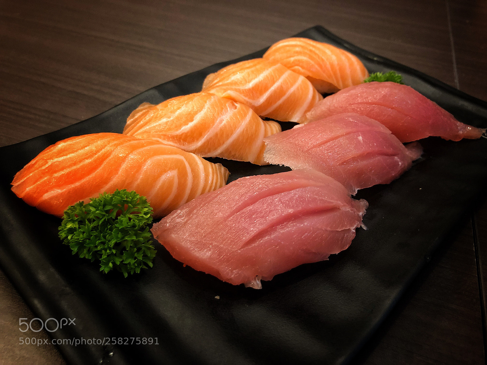 Apple iPhone 8 Plus sample photo. Sushi photography