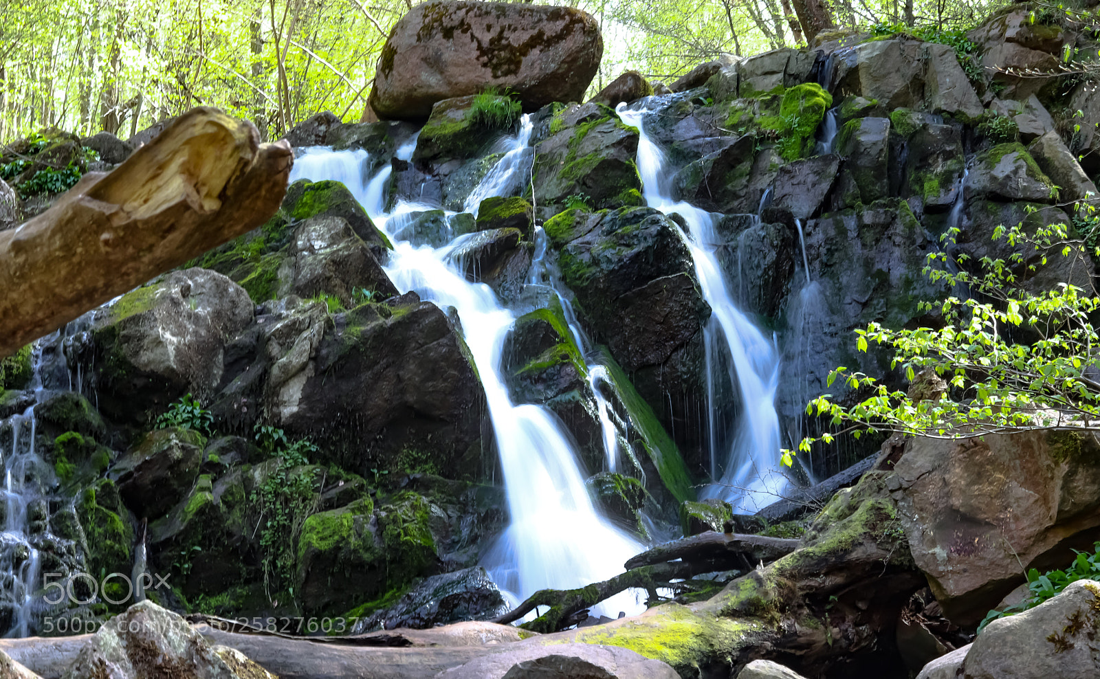 Canon EOS 77D (EOS 9000D / EOS 770D) sample photo. Waterfall photography