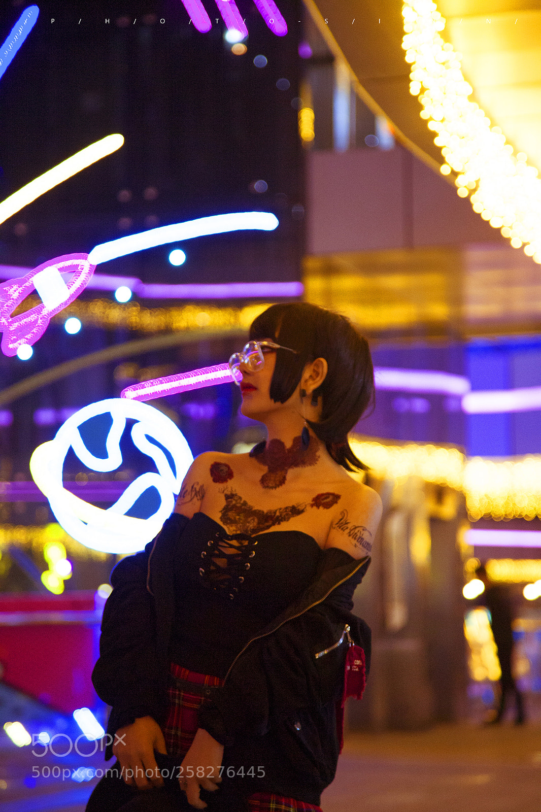Canon EOS 5D sample photo. Neon street photography