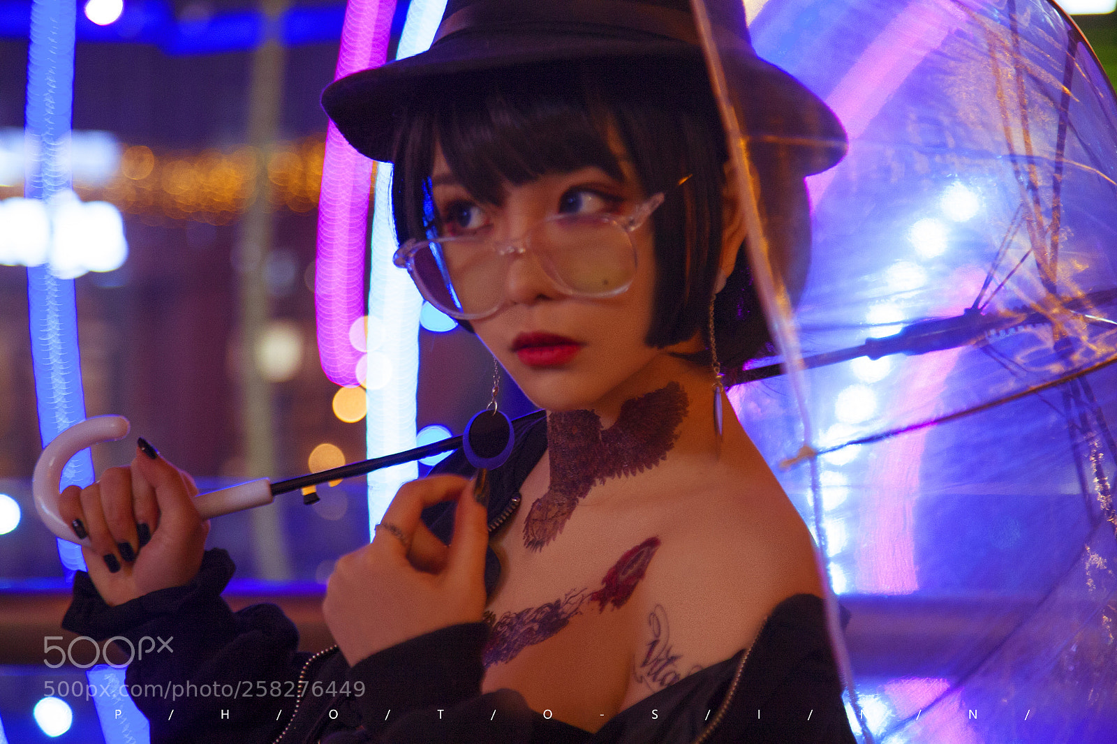 Canon EOS 5D sample photo. Neon street photography
