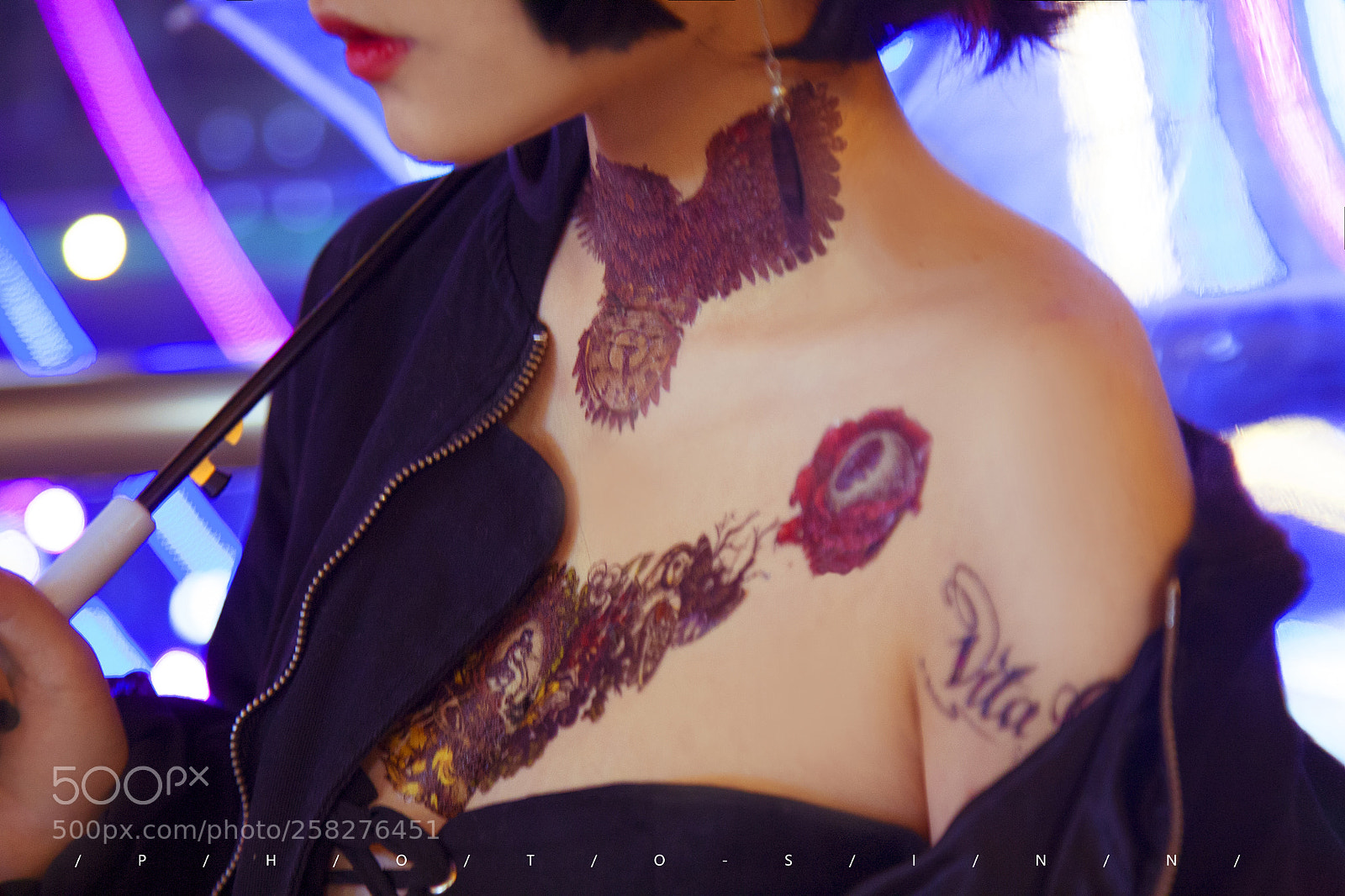 Canon EOS 5D sample photo. Neon street photography
