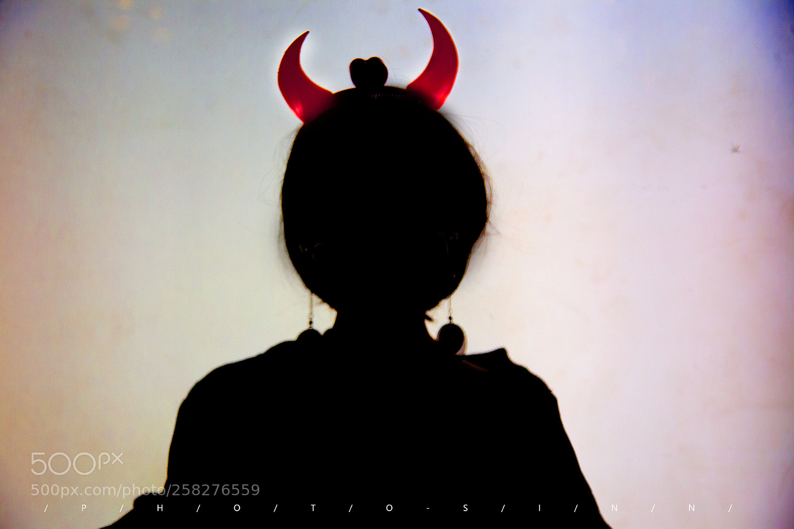 Canon EOS 5D sample photo. Neon street photography