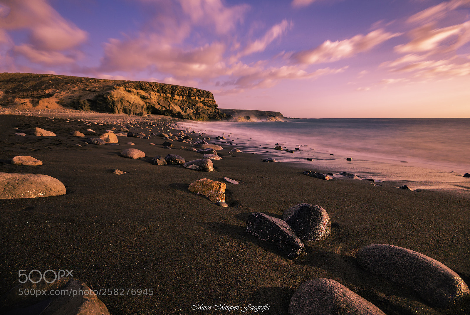 Canon EOS 5DS sample photo. Entre callaos y colores photography