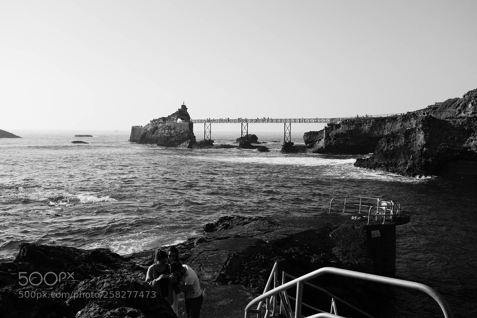 Fujifilm X100T sample photo. Grpaysbasque biarritz photography