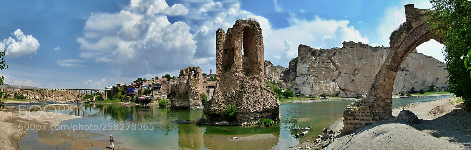 Panasonic Lumix DMC-FZ100 sample photo. Hasankeyf photography