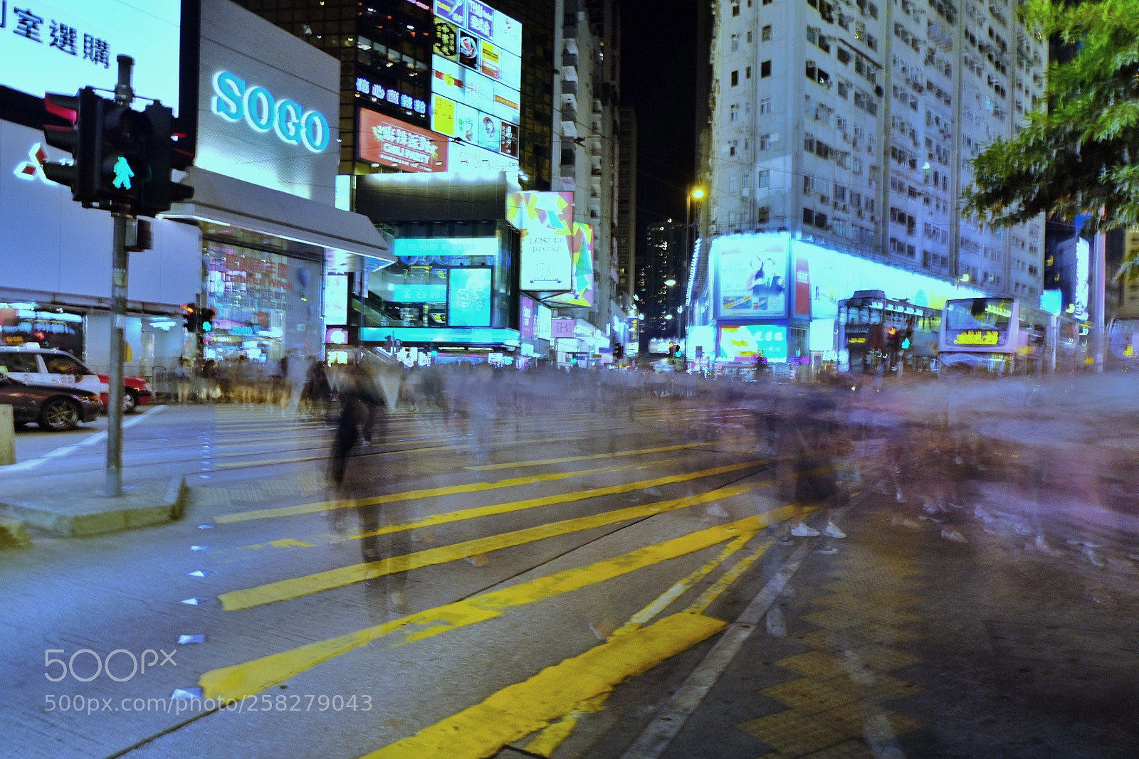 Fujifilm X-E3 sample photo. Green light photography