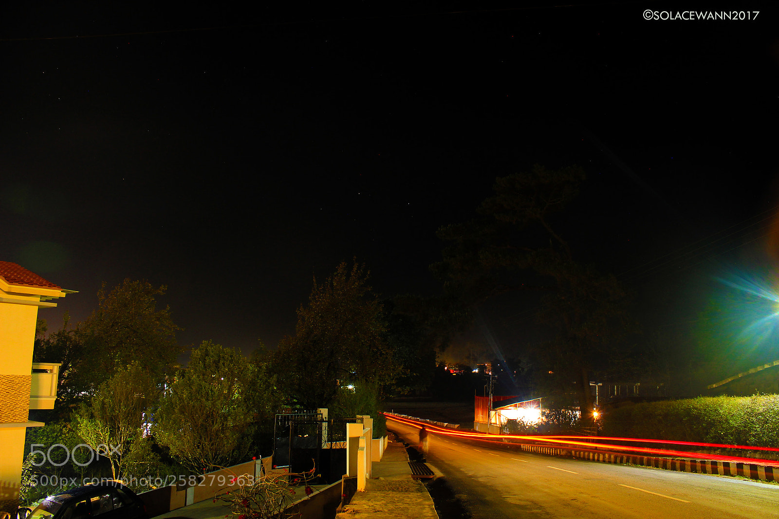 Canon EOS 600D (Rebel EOS T3i / EOS Kiss X5) sample photo. Light trails photography