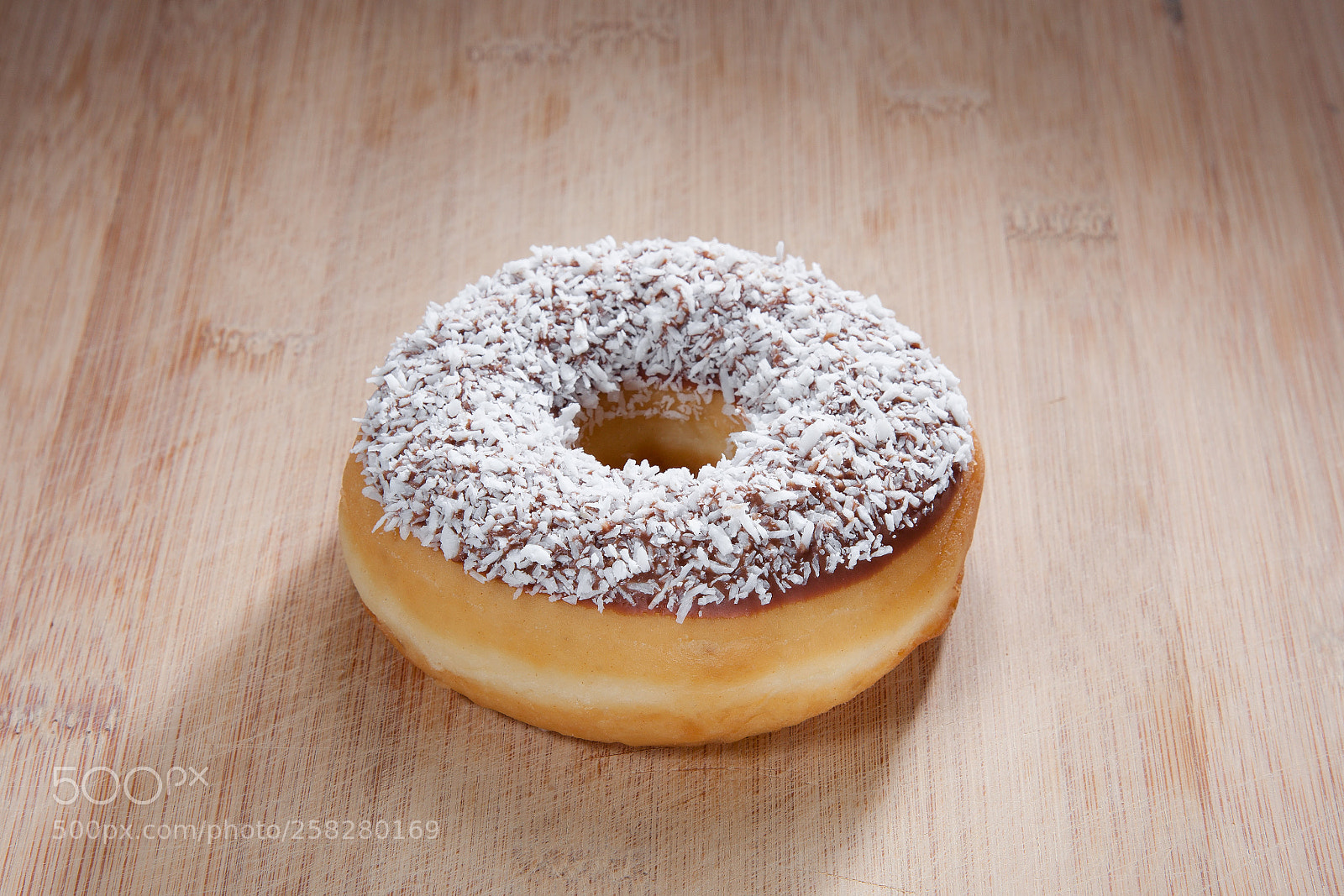 Canon EOS 5D Mark II sample photo. Single delicious donut on photography