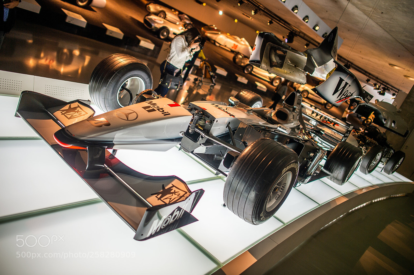 Nikon D4 sample photo. Mercedes-benz museum : stuttgart : germany photography