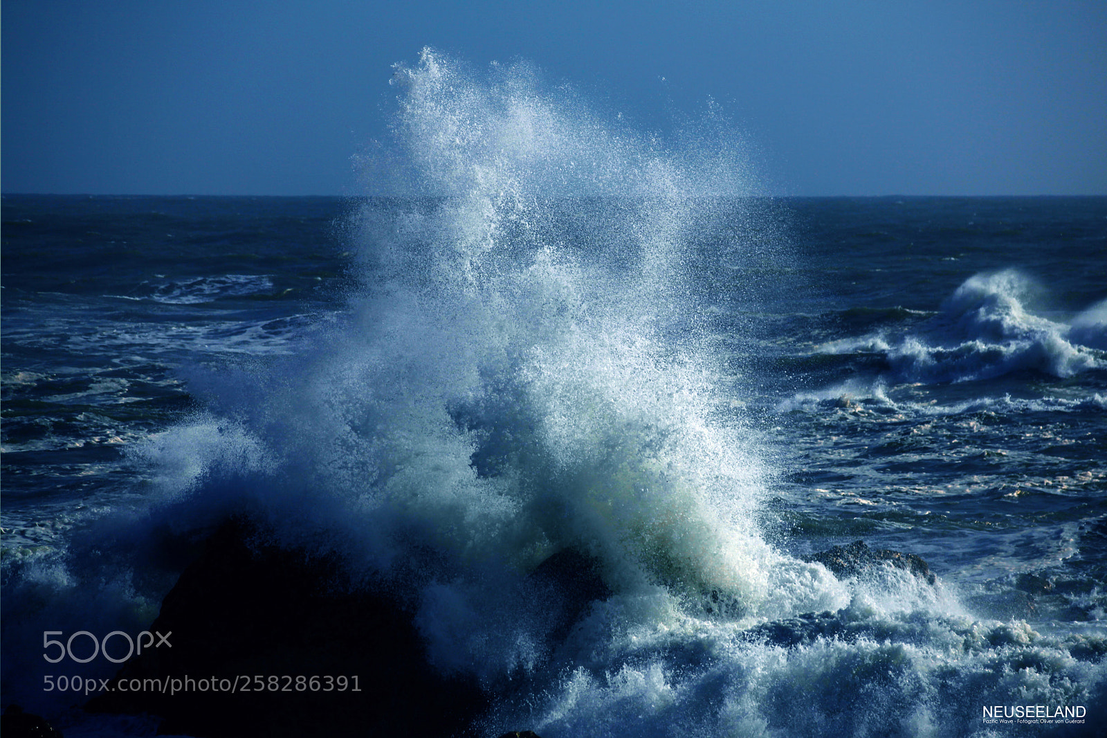 Canon EOS 5D Mark II sample photo. Neuseeland pazific wave photography