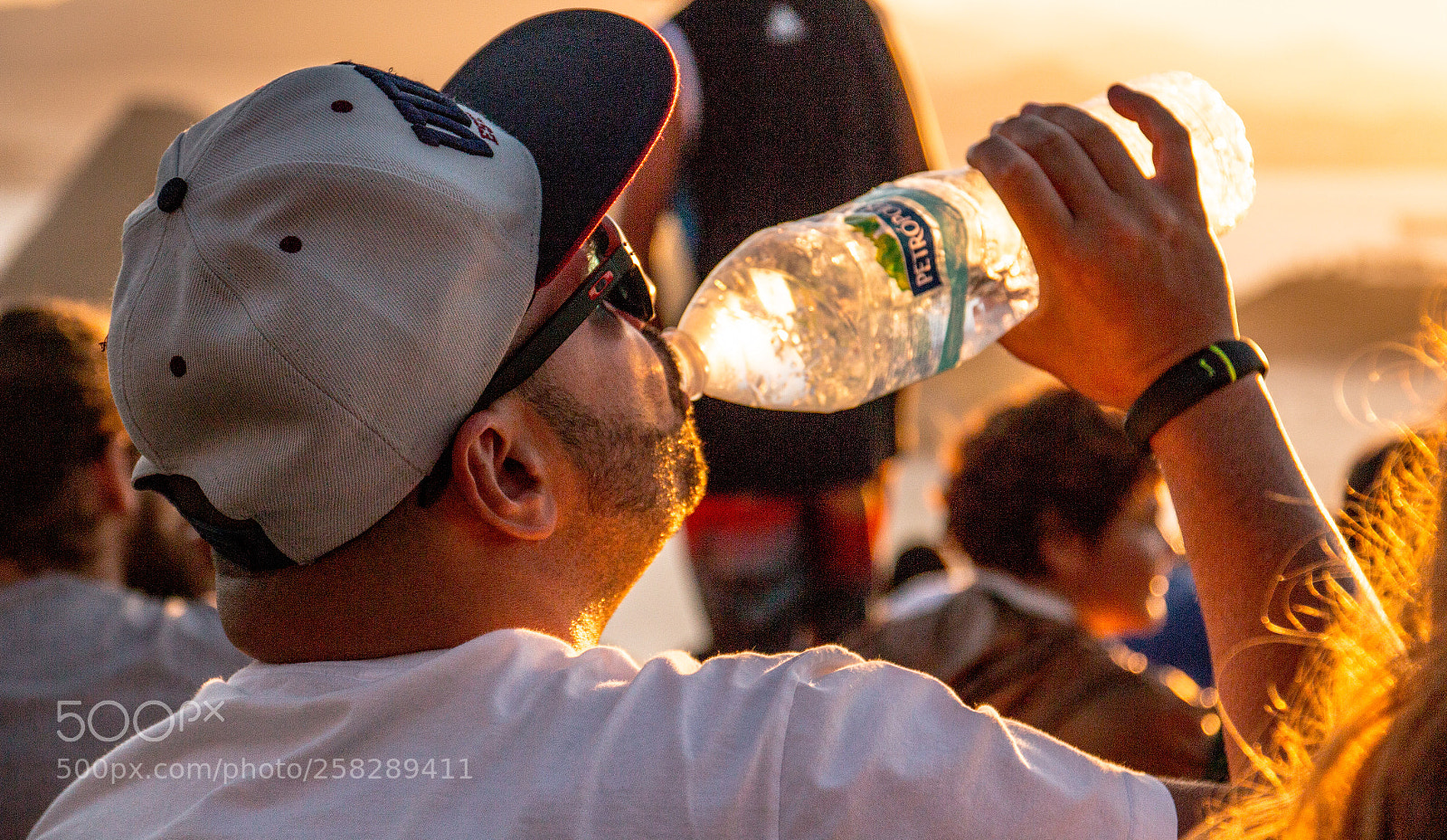 Canon EOS 70D sample photo. I'm thirsty photography