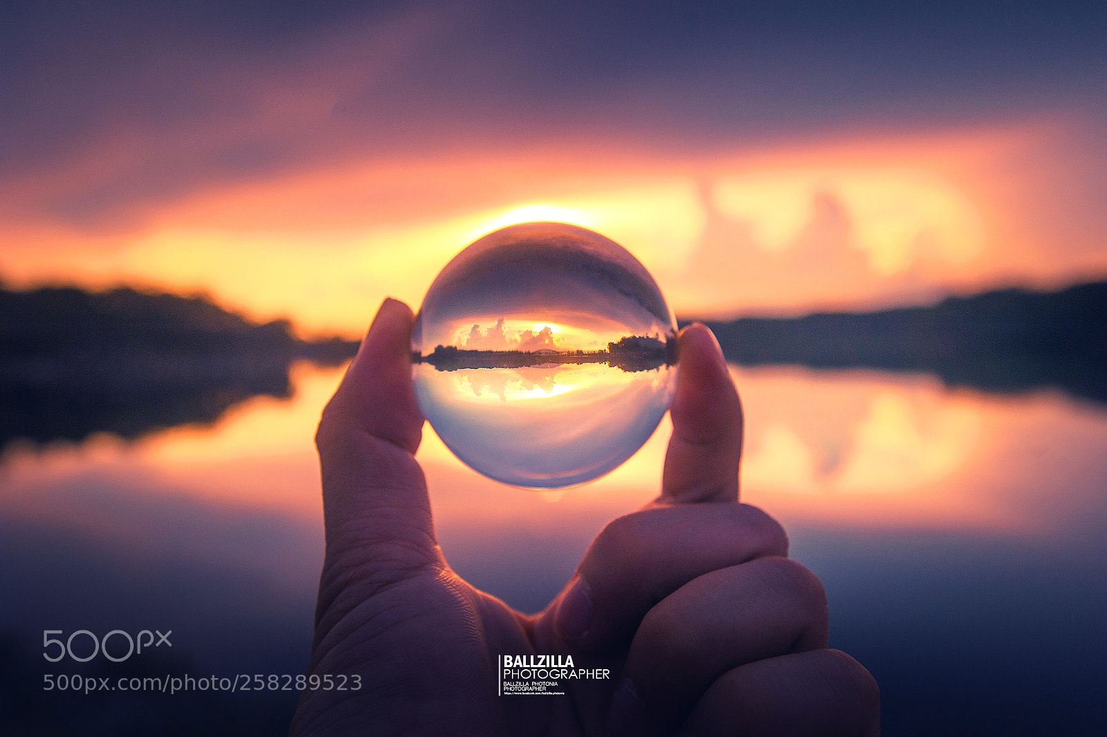 Nikon D700 sample photo. Crystal ball in my photography