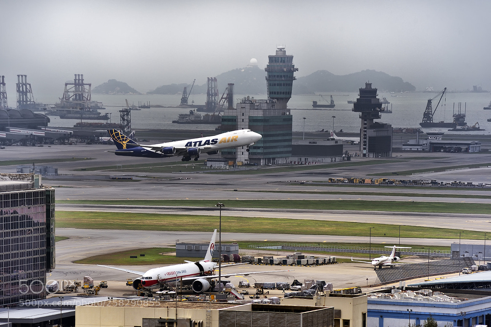 Nikon D750 sample photo. Гонконгский аэропорт Чек Лап Кок (МВ) photography
