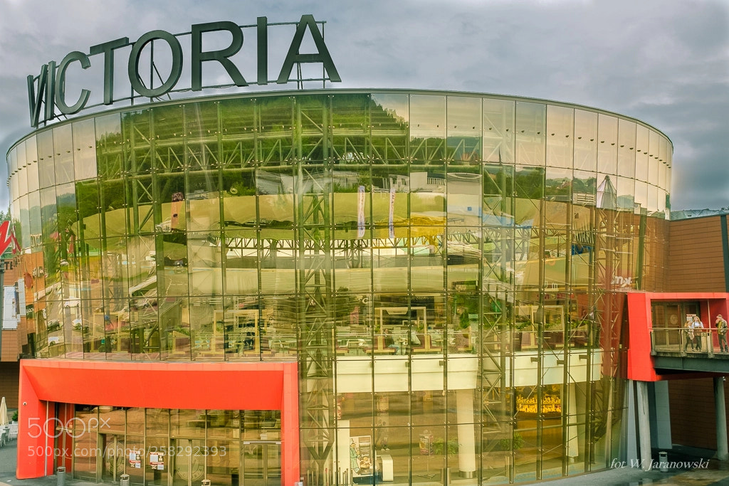 Fujifilm X100T sample photo. Shopping center victoria- walbrzych photography