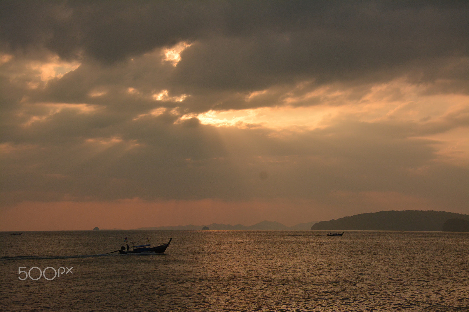 Nikon D5200 sample photo. Thaiexpress photography