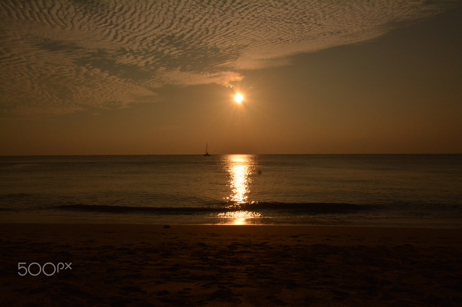 Nikon D5200 sample photo. Thaiexpress photography