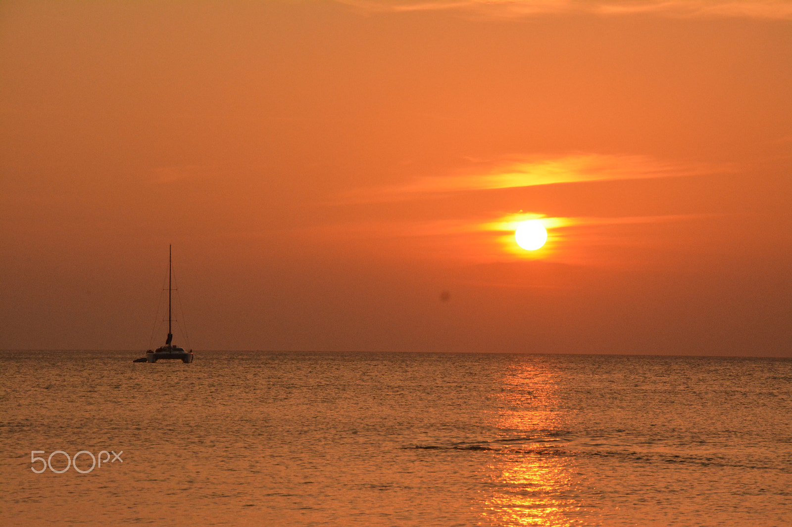 Nikon D5200 sample photo. Thaiexpress photography