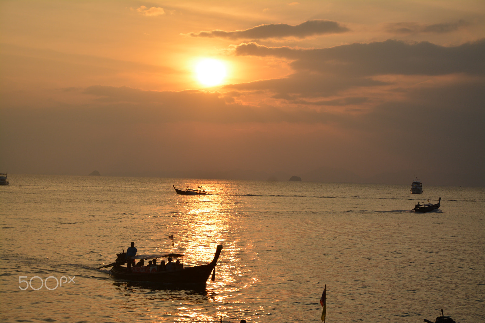 Nikon D5200 sample photo. Thaiexpress photography