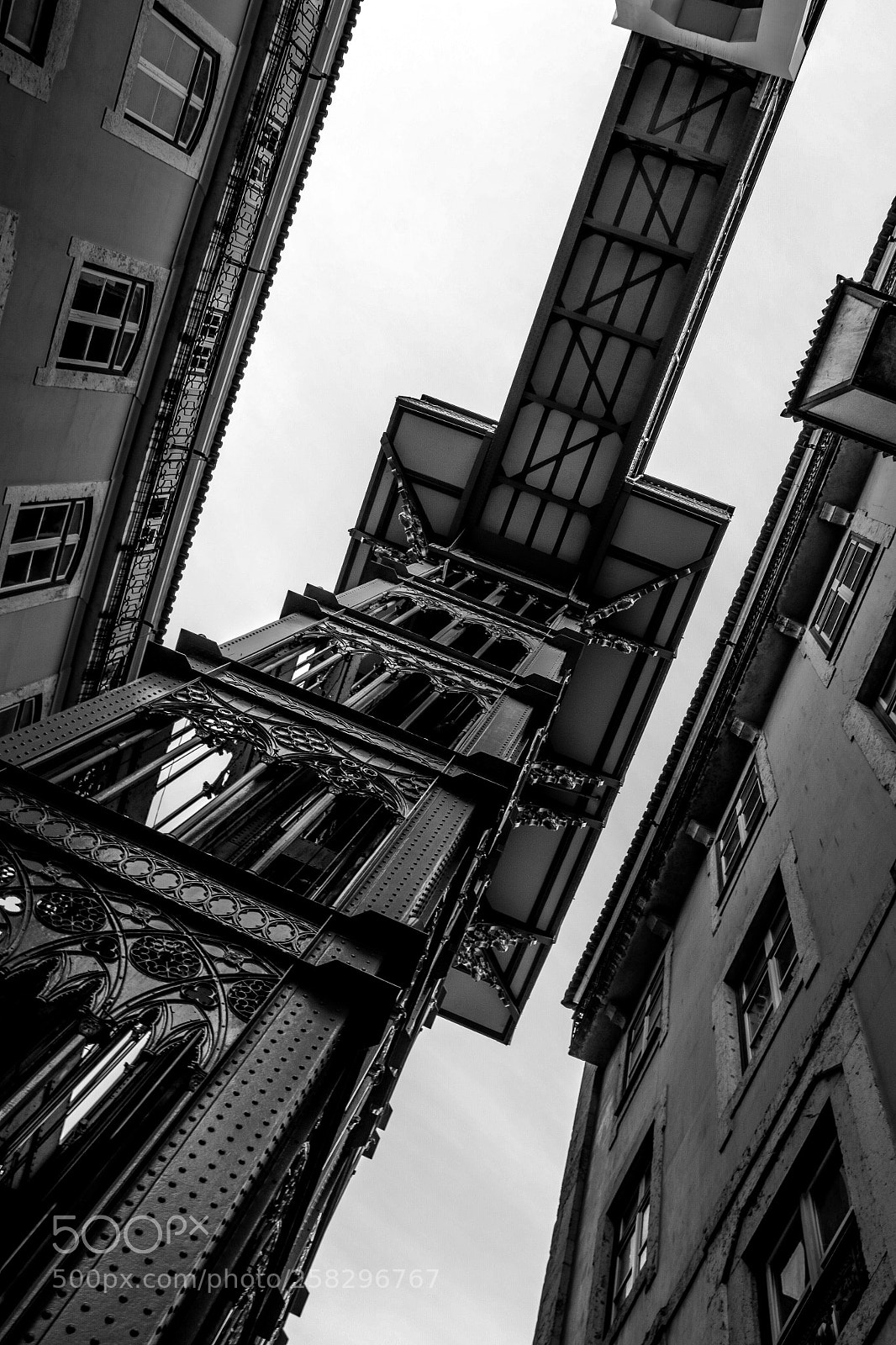 Canon EOS 70D sample photo. The elevator photography