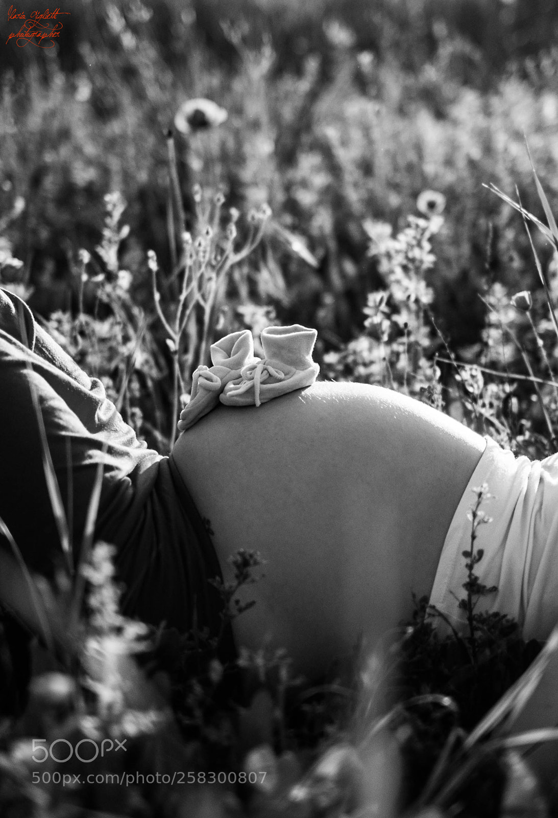 Fujifilm X-T1 sample photo. Pregnancy photography