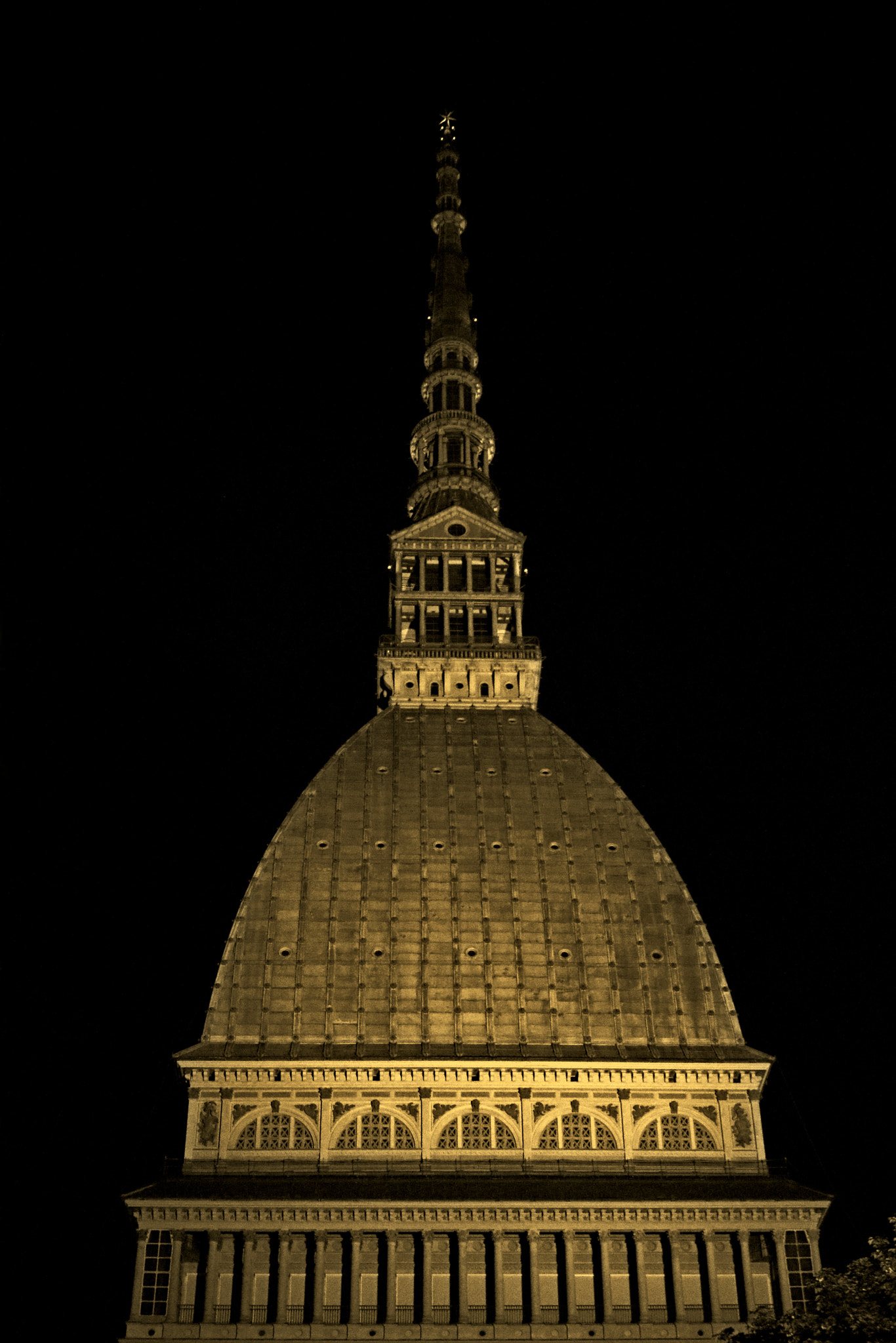 Canon EOS 760D (EOS Rebel T6s / EOS 8000D) sample photo. Turin - mole antonelliana.jpg photography