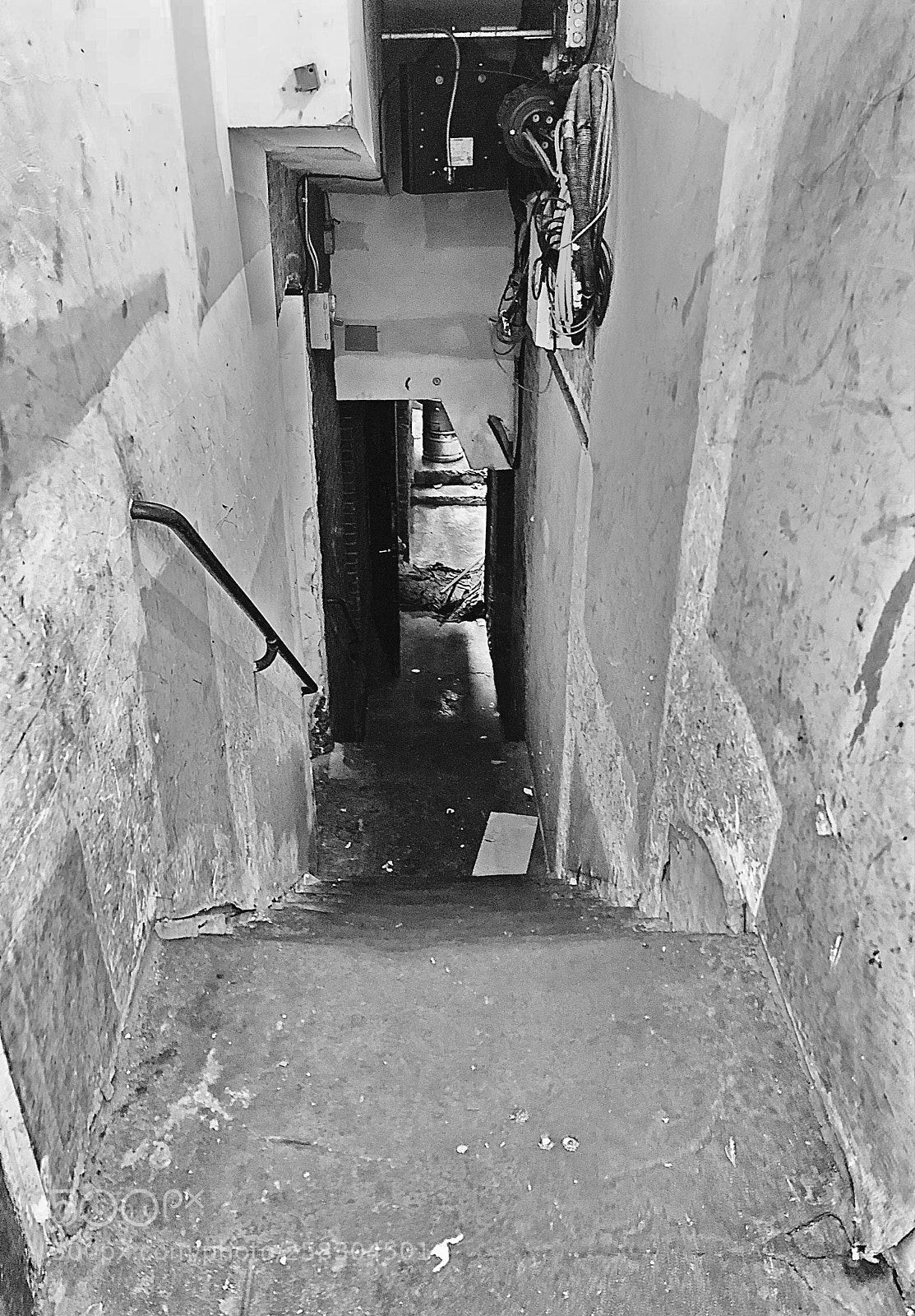 Apple iPhone X sample photo. Basement steps photography