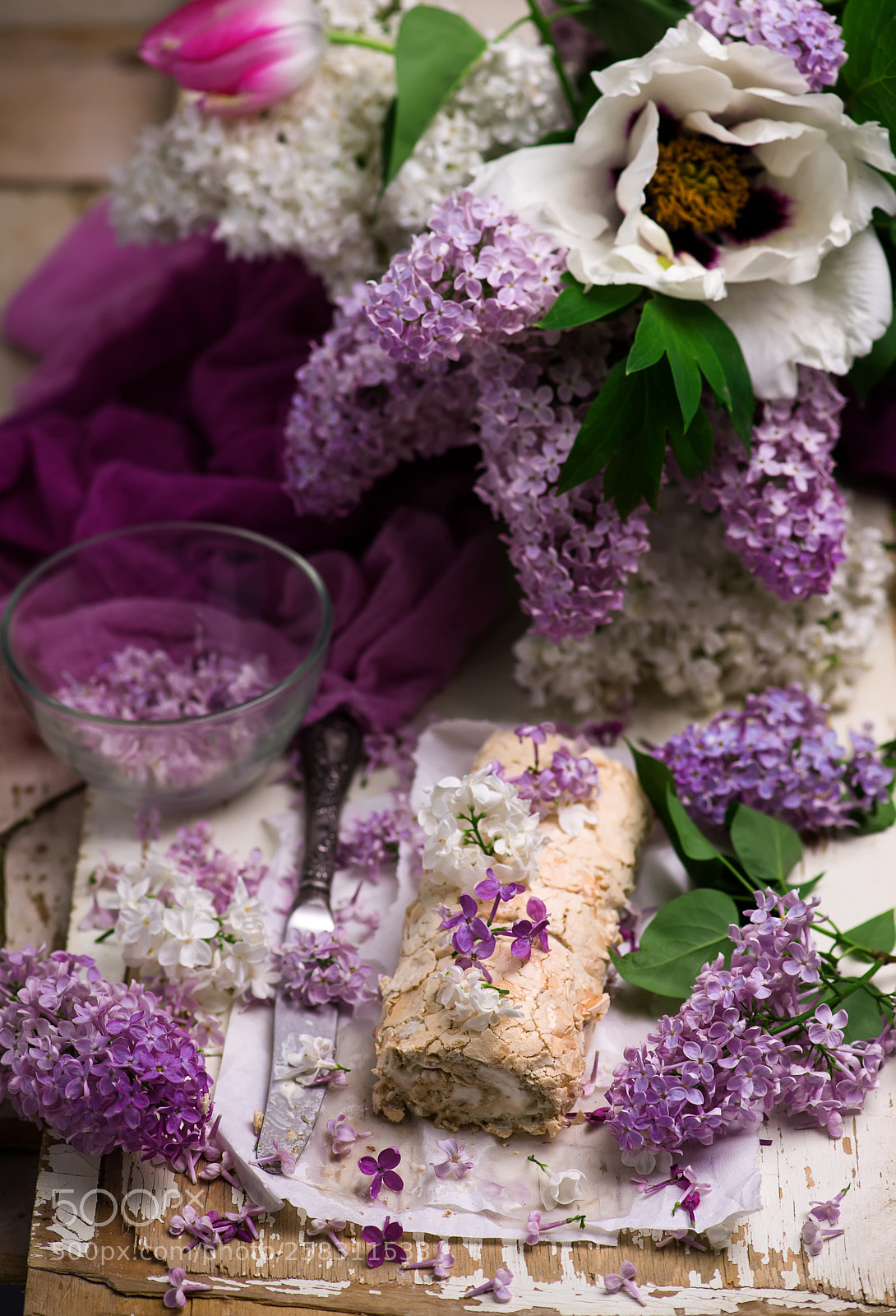 Nikon D610 sample photo. Lilac merengue rullade..style vintage photography