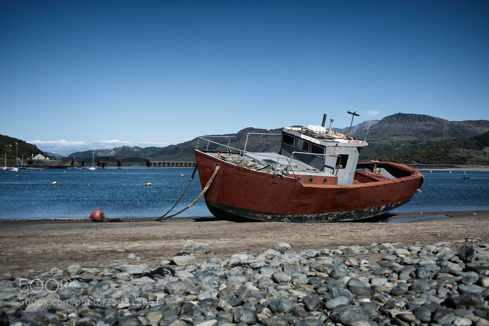 Nikon D7200 sample photo. Waiting for the tide photography