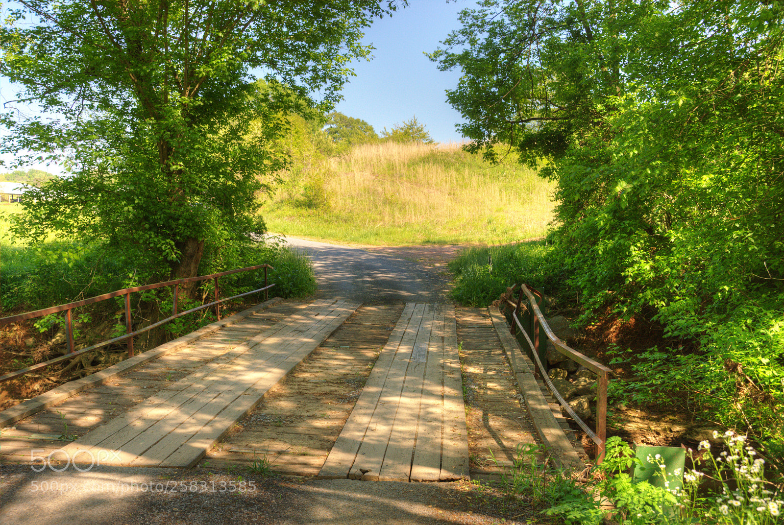 Sony SLT-A77 sample photo. Old one lane bridge photography
