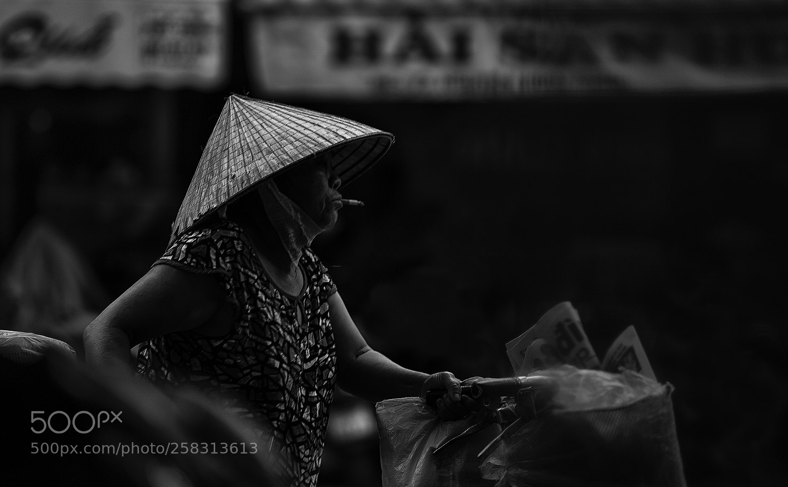 Canon EOS-1D X sample photo. Street life photography