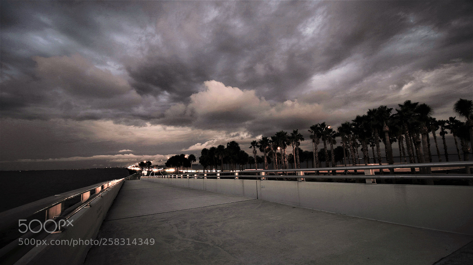 Canon EOS 70D sample photo. Hurricane irma approaches the photography