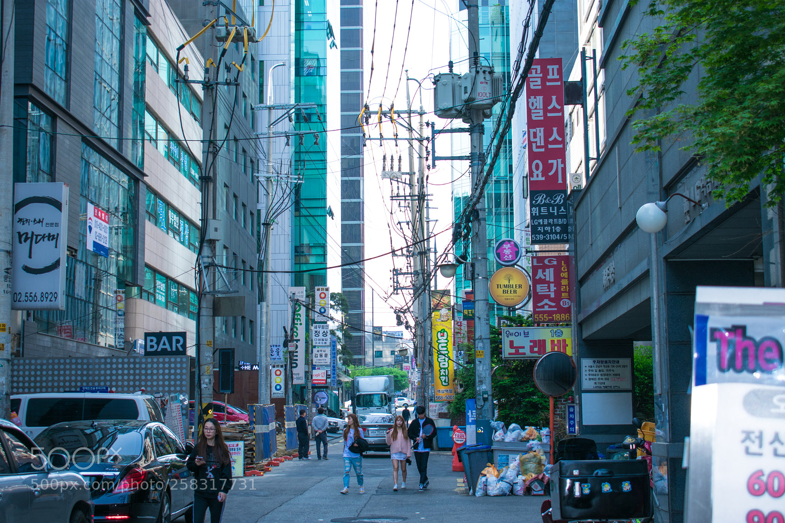 Nikon D3400 sample photo. Seoul city streets photography