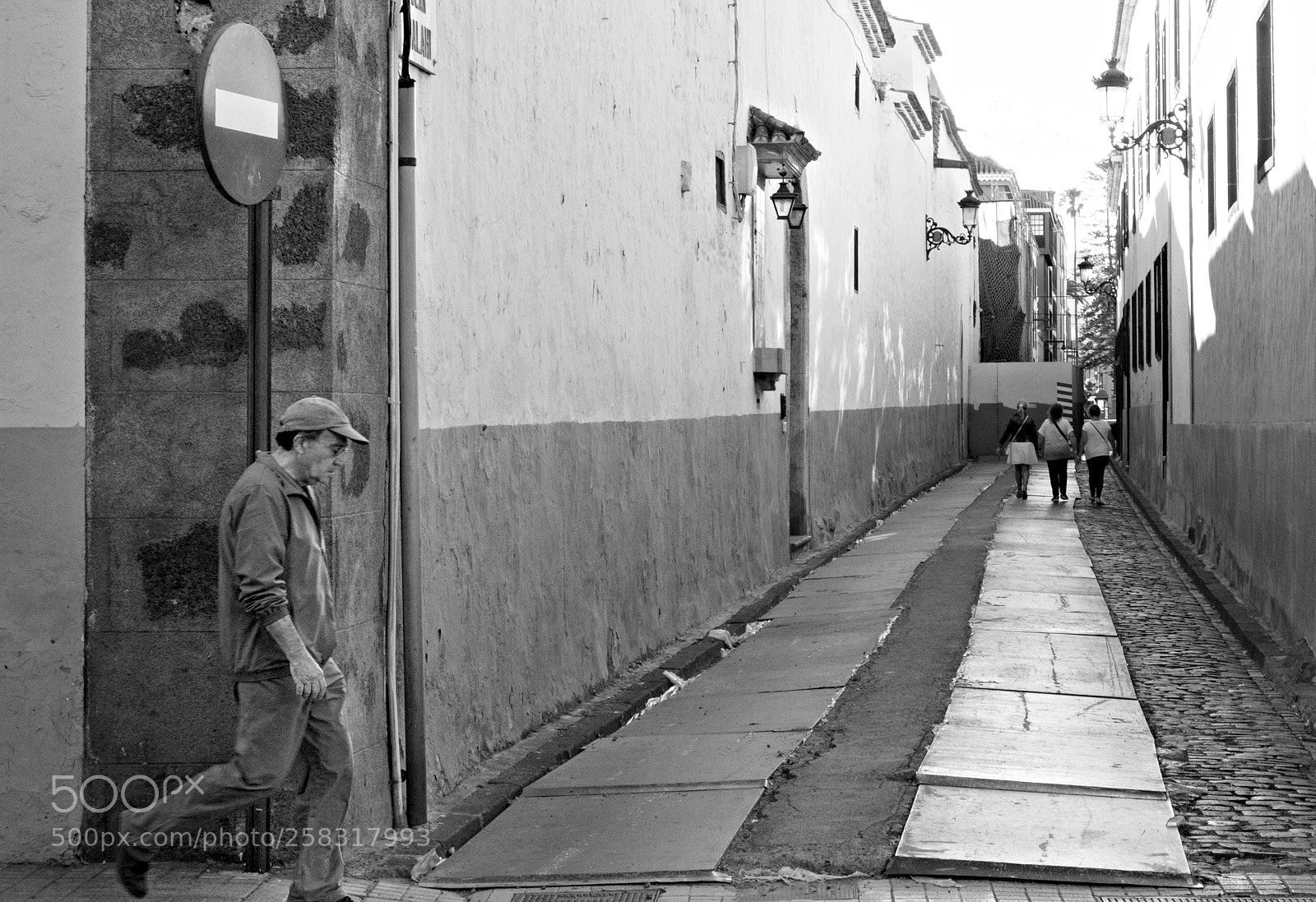 Nikon D3200 sample photo. Streets of la laguna photography