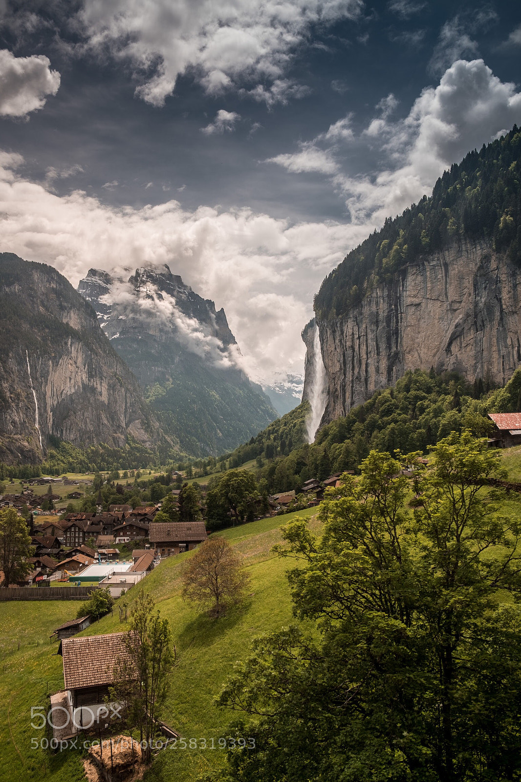Fujifilm X-T2 sample photo. Lauterbrunnen valley photography