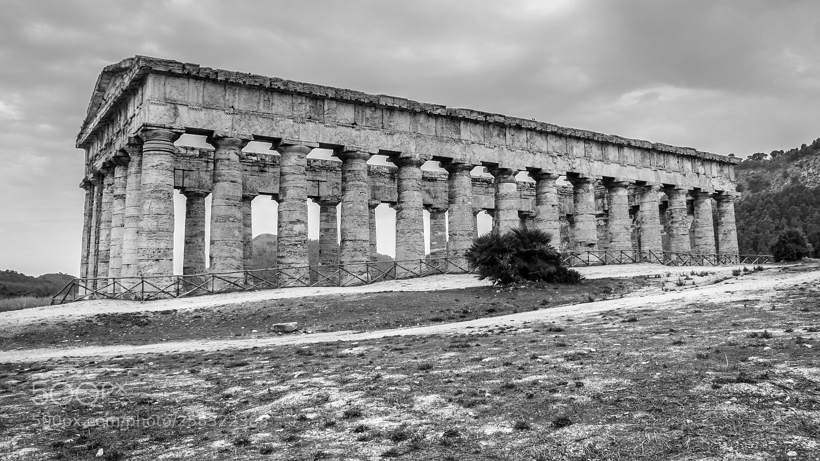 Canon EOS 1000D (EOS Digital Rebel XS / EOS Kiss F) sample photo. Sicilia photography