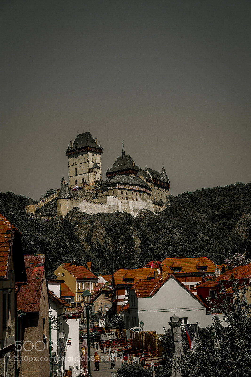 Canon EOS 200D (EOS Rebel SL2 / EOS Kiss X9) sample photo. Karl tejn castle- czech photography