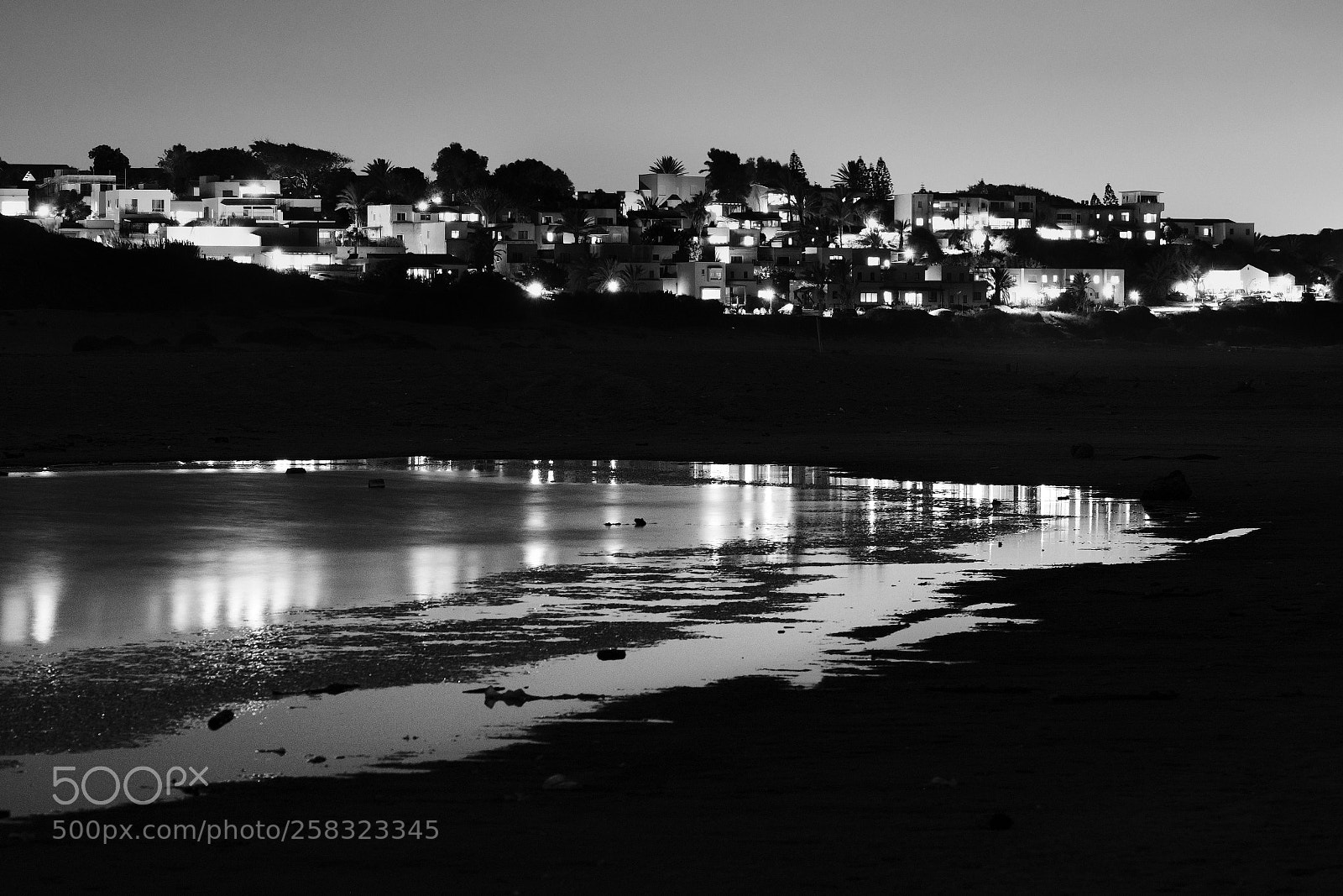 Fujifilm X-T2 sample photo. Light on the water photography