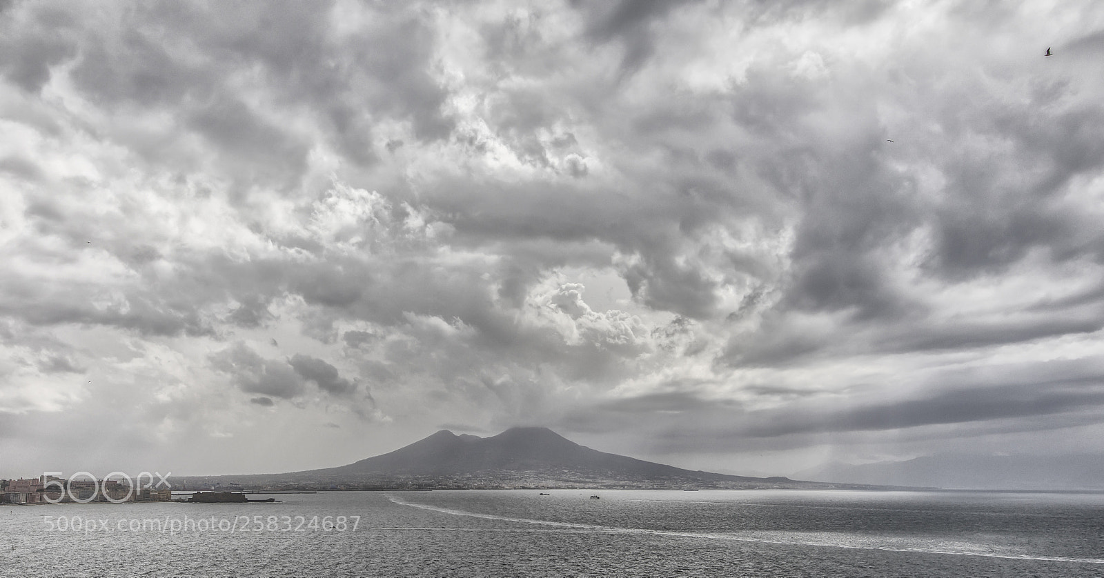 Canon EOS 5D Mark IV sample photo. Vesuvio photography