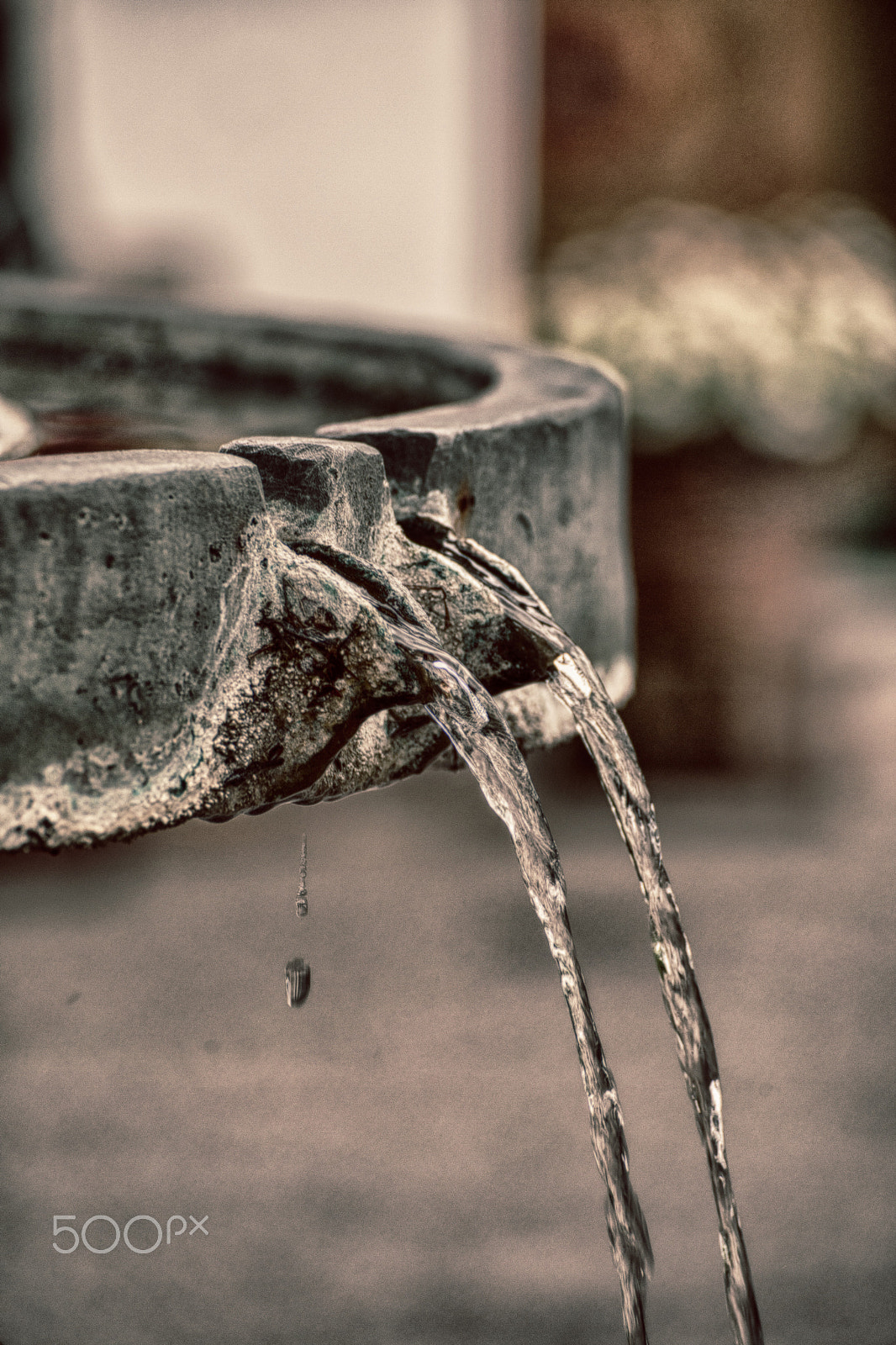 Canon EOS-1D Mark III sample photo. Running water photography