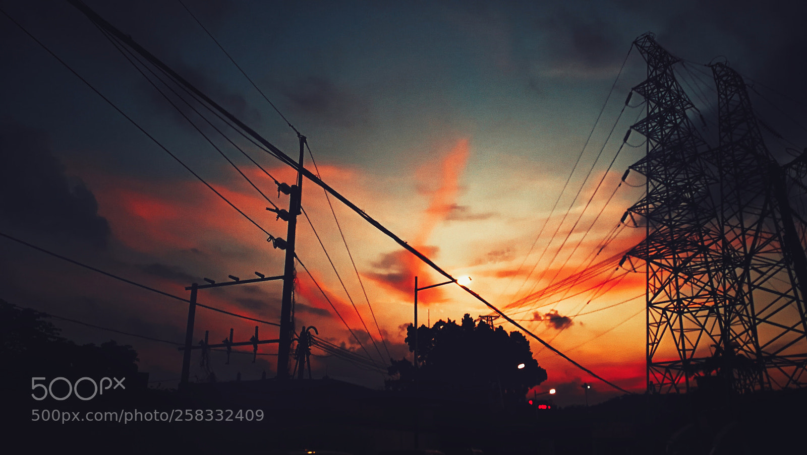 HUAWEI P10 sample photo. Evening glow photography