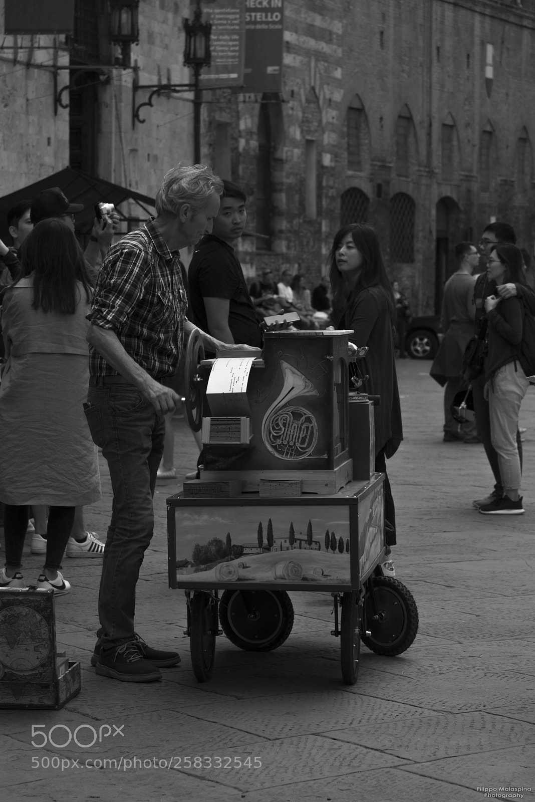 Nikon D750 sample photo. La musica in piazza photography