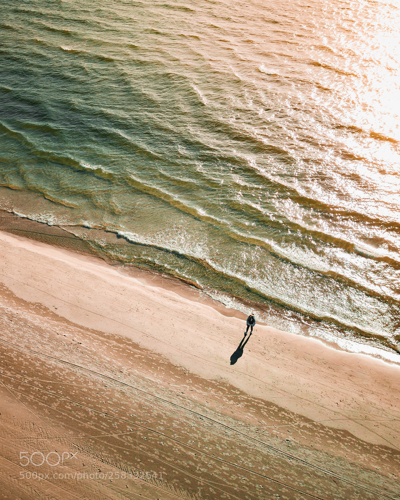 DJI FC220 sample photo. Findings photography
