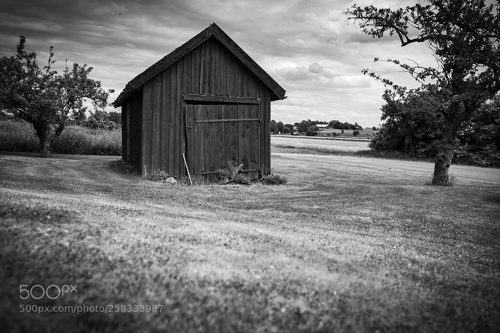 Sony a7R sample photo. Barn  photography